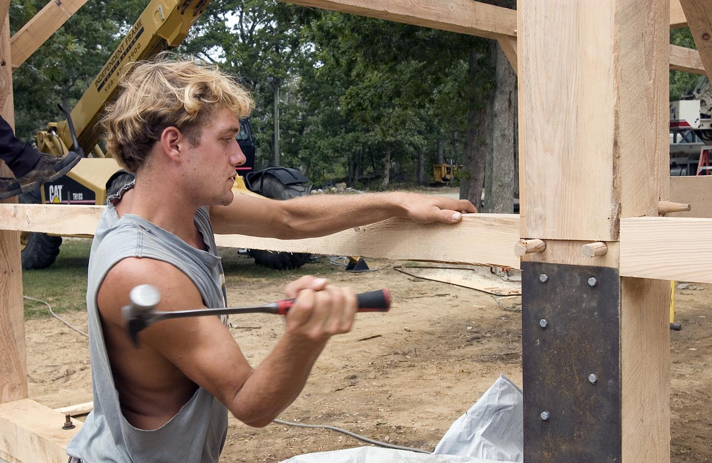 the-vineyard-gazette-martha-s-vineyard-news-amish-barn-builders