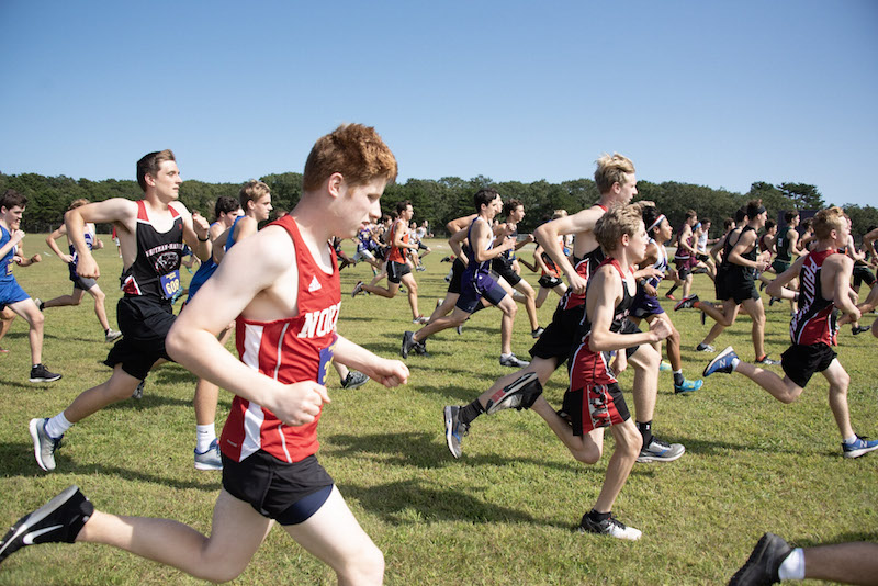 The Vineyard Gazette Martha's Vineyard News Peter Burke Wins Vineyard Cross Country Invitational