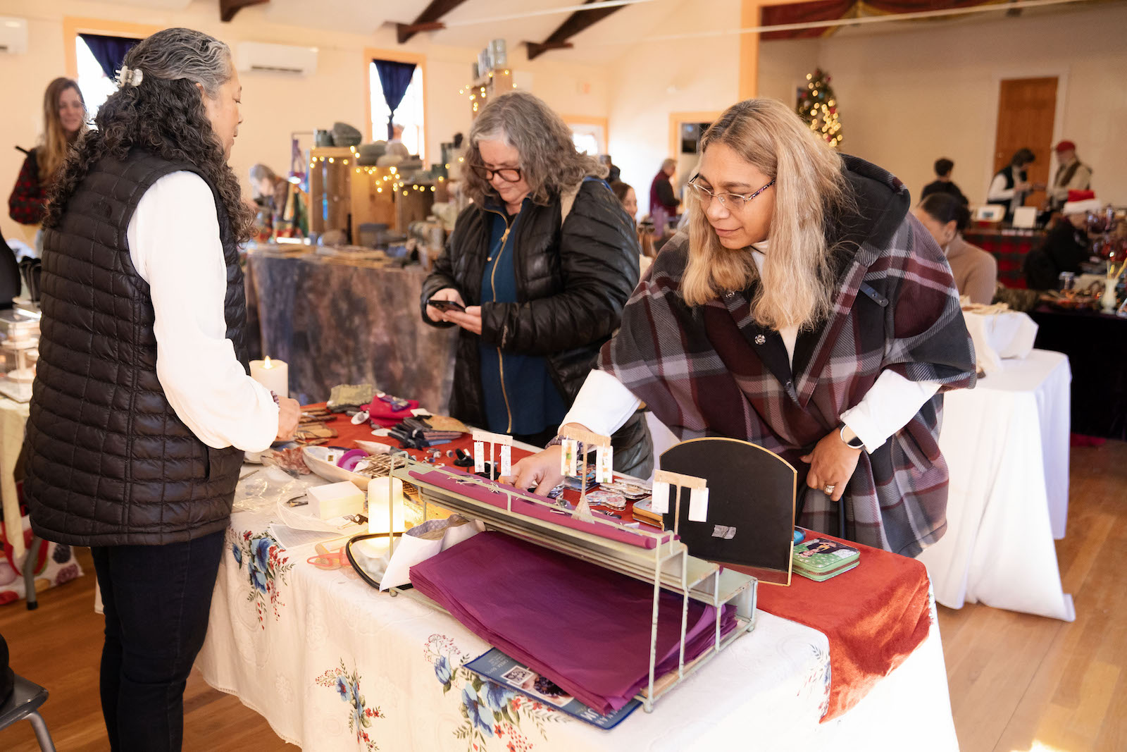 Annual Holiday Fair Shows Off Art of Aquinnah