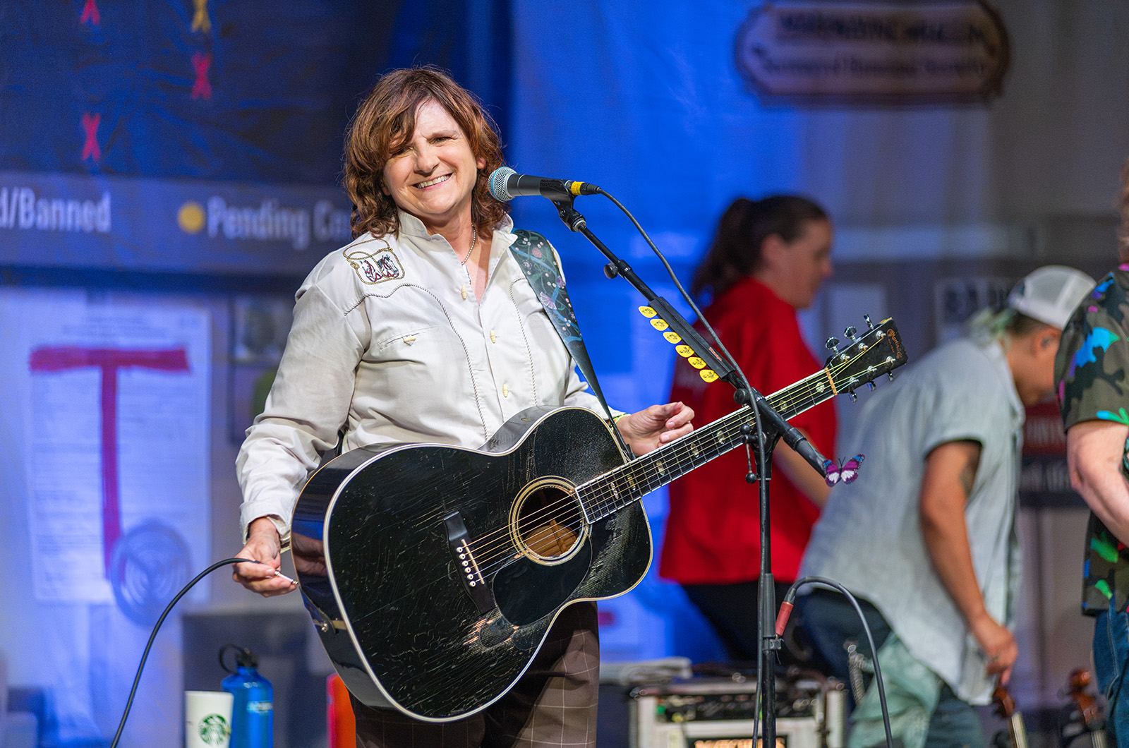 Amy Ray enjoys herself on stage.