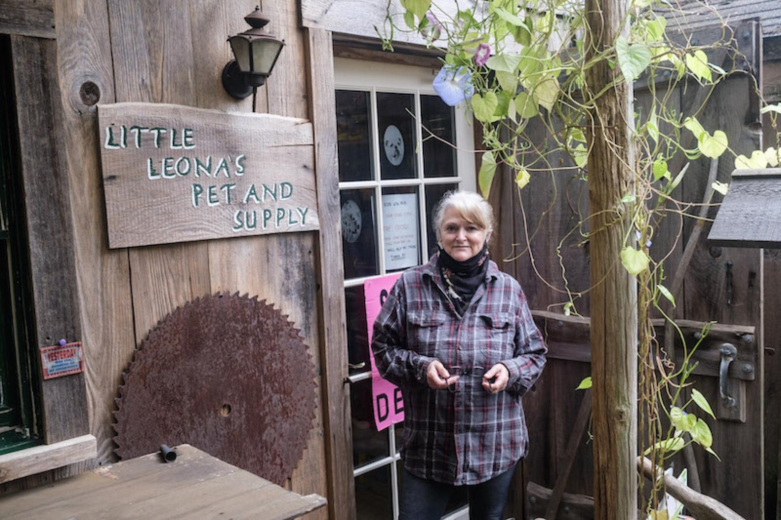 The Vineyard Gazette Martha s Vineyard News Little Leona s