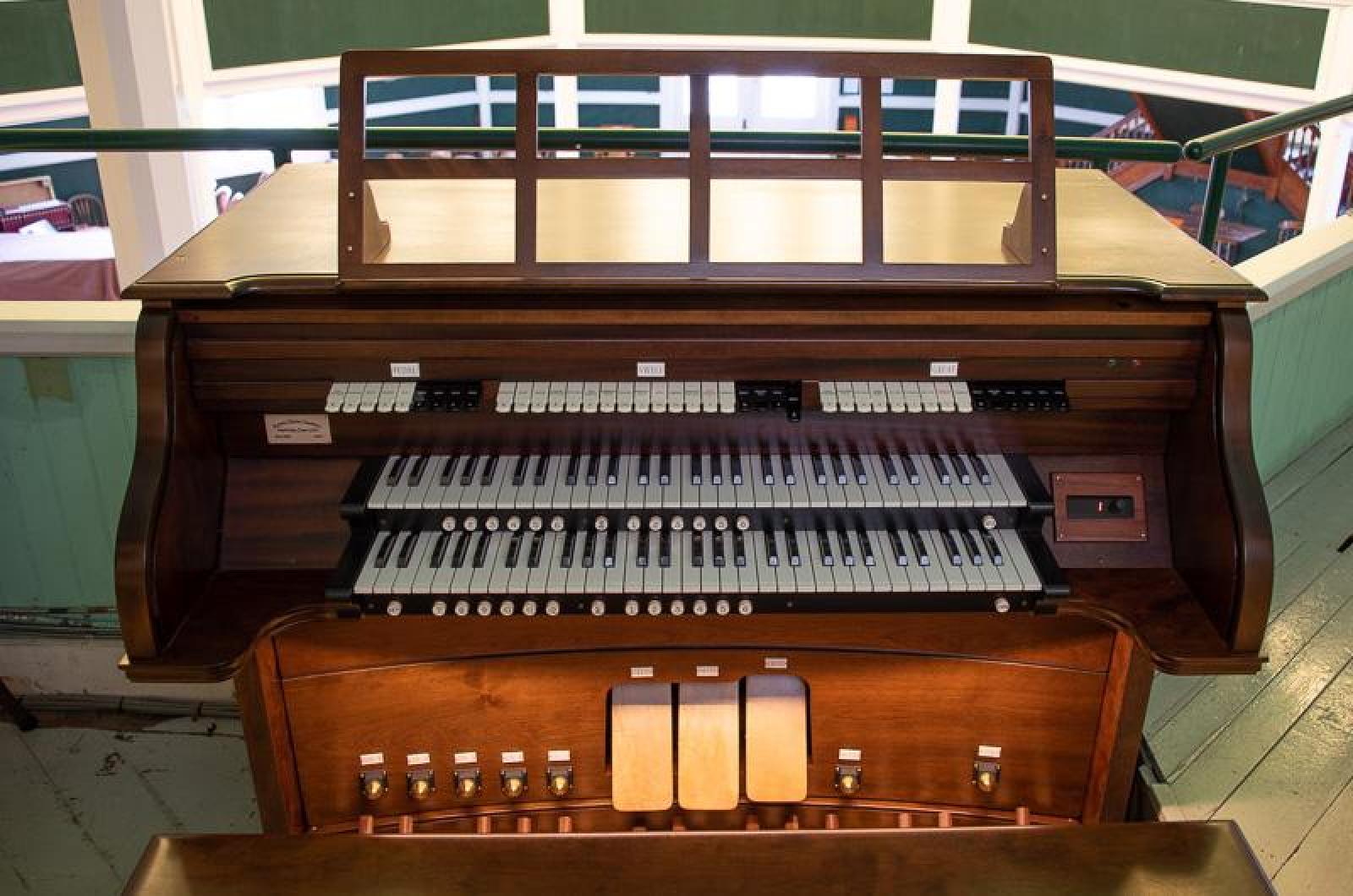 The Vineyard Gazette Martha s Vineyard News Union Chapel Organ
