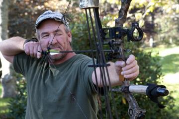 Stephen Kuehne hunting bow