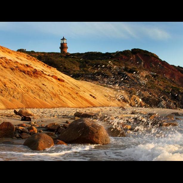 Gay Head Lighthouse beach cliffs