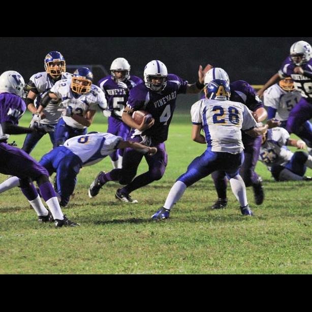 Delmont Araujo touchdown football athletes