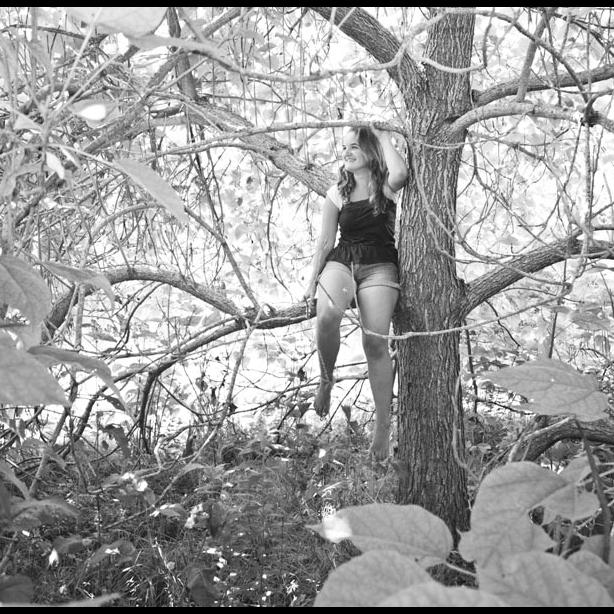 girl tree
