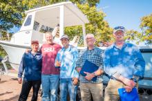 [l-r] Joe El-Deiry, Greg Hopkins (Eastern Boats), Carmelo Torres (winner), John Custer, Chris Scott.