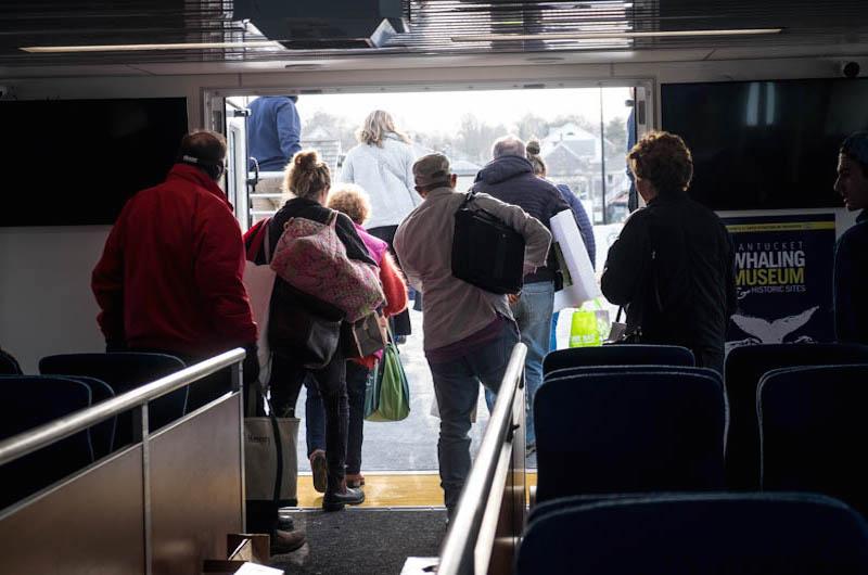 Seastreak arrives in Vineyard Haven.