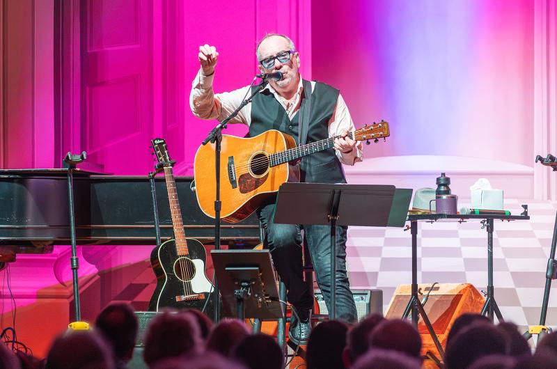 The MV Concert series continues this summer with the Indigo Girls and The Wallflowers. The MV Concert series continues this summer with the Indigo Girls and The Wallflowers.