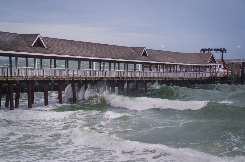 No ferries coming into Oak Bluffs.